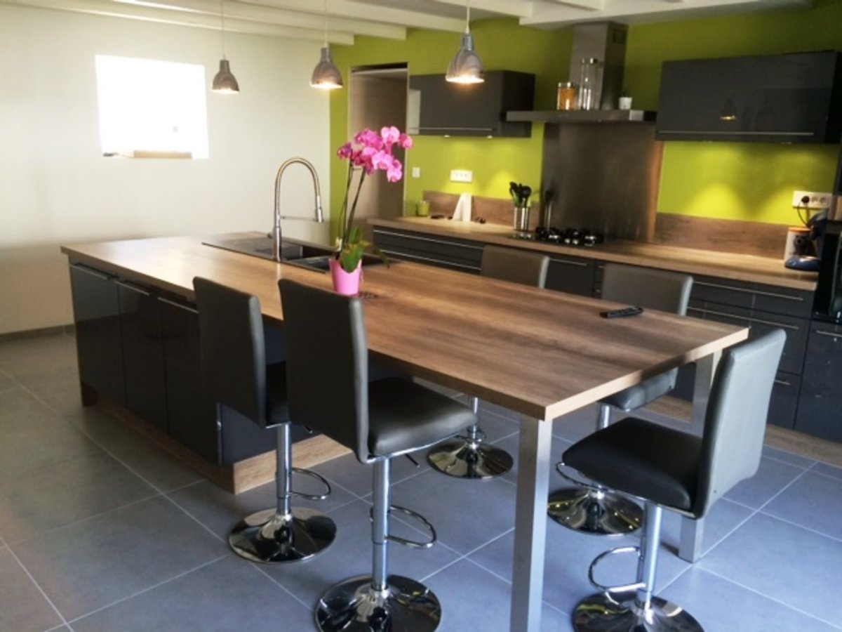 Cuisine équipée sur mesure Light + Anthracite Majestic Brillant