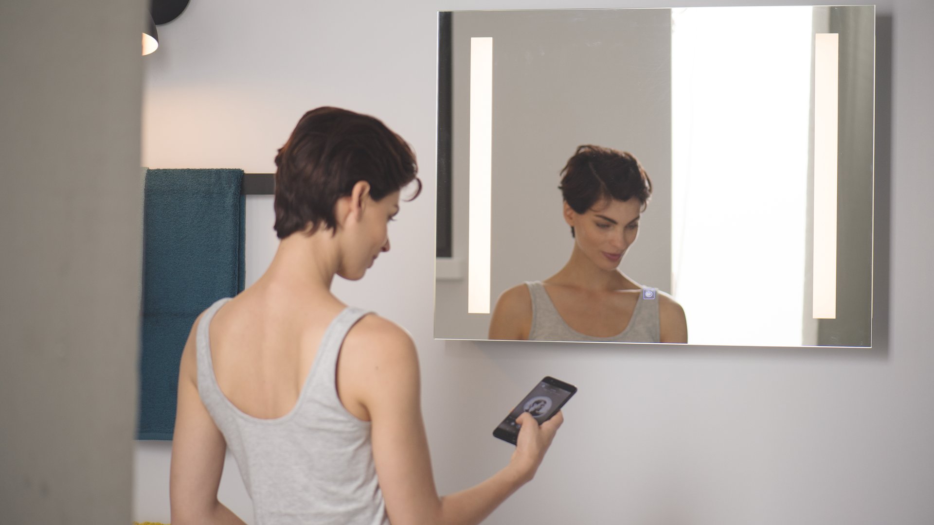 miroir connecté salle de bain