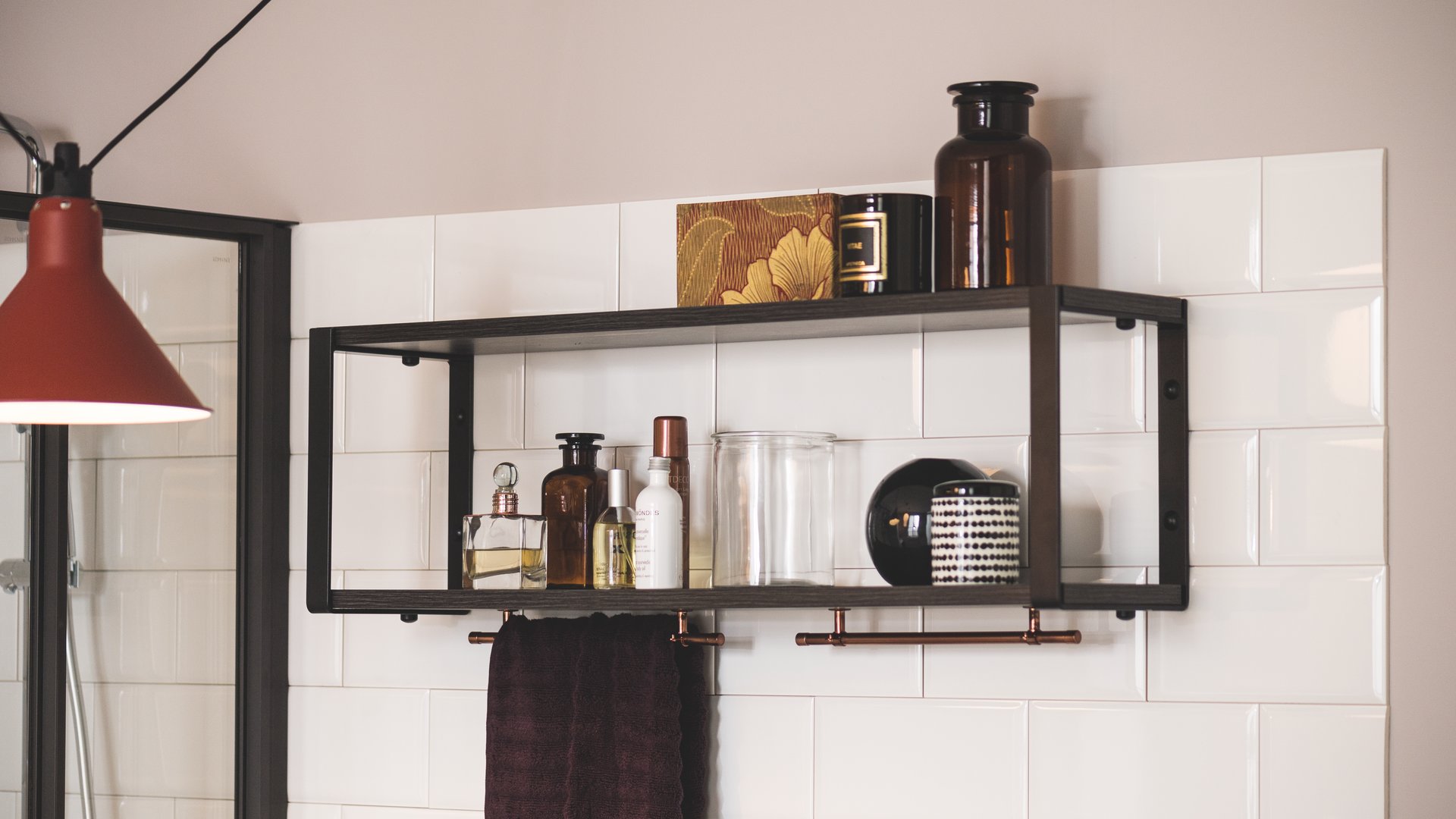 étagères salle de bain industriel chêne