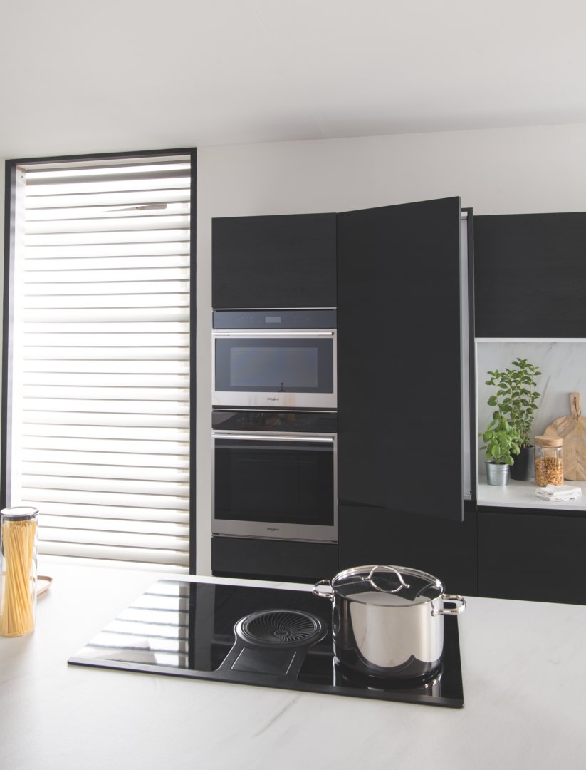 Hotte intégrée à la plaque de cuisson Elica – NIKOLATESLA