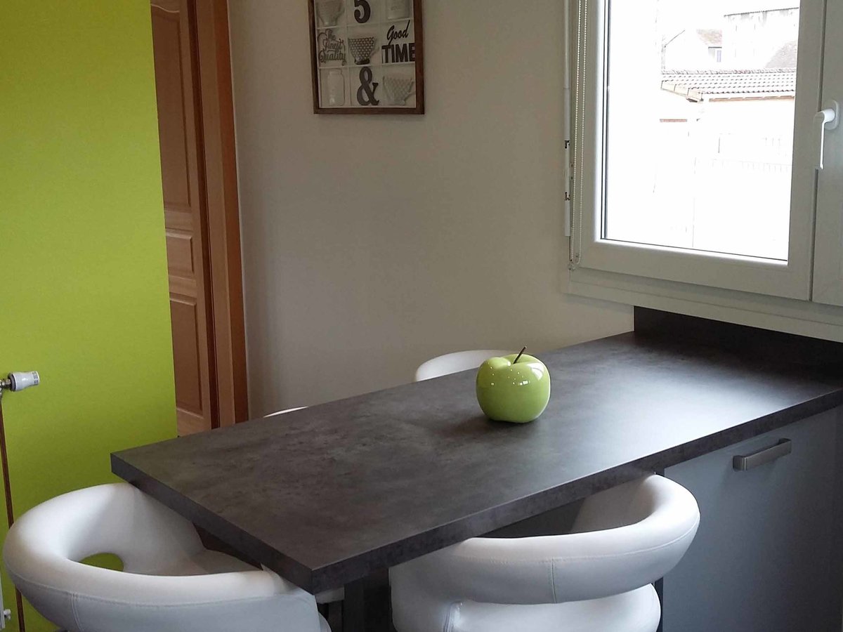 Cuisine avant-après sur mesure Light + Gris Clair Majestic Brillant