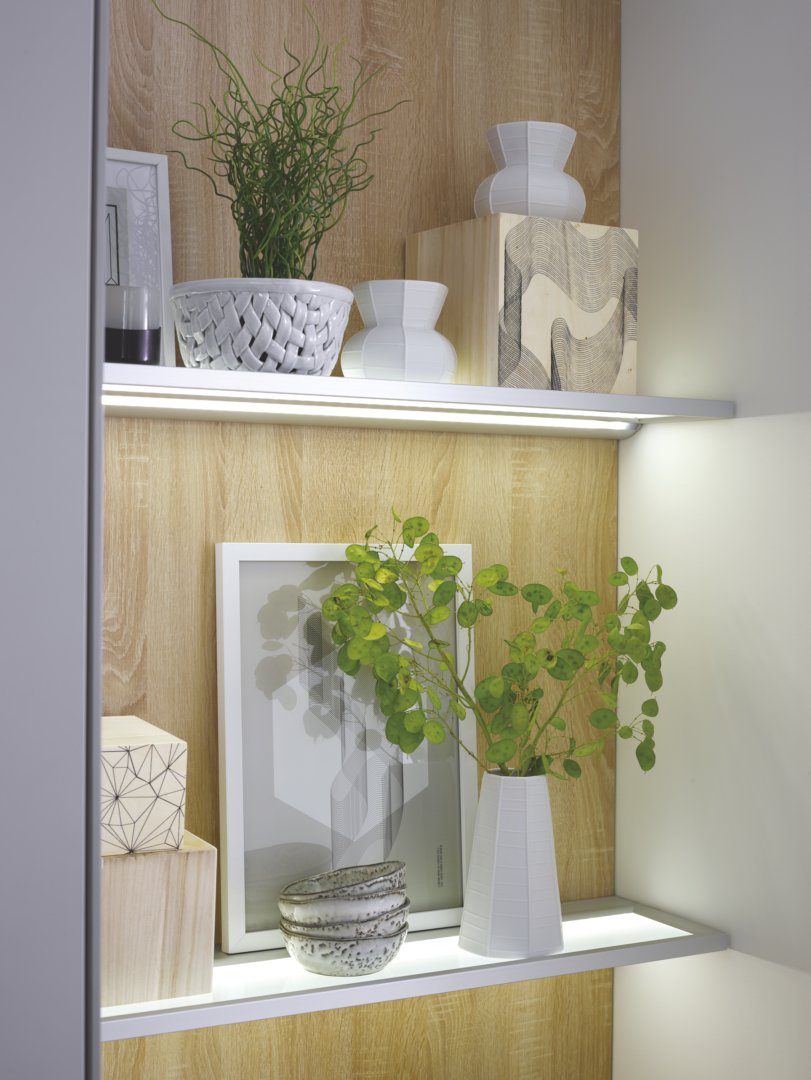 étagères lumineuses