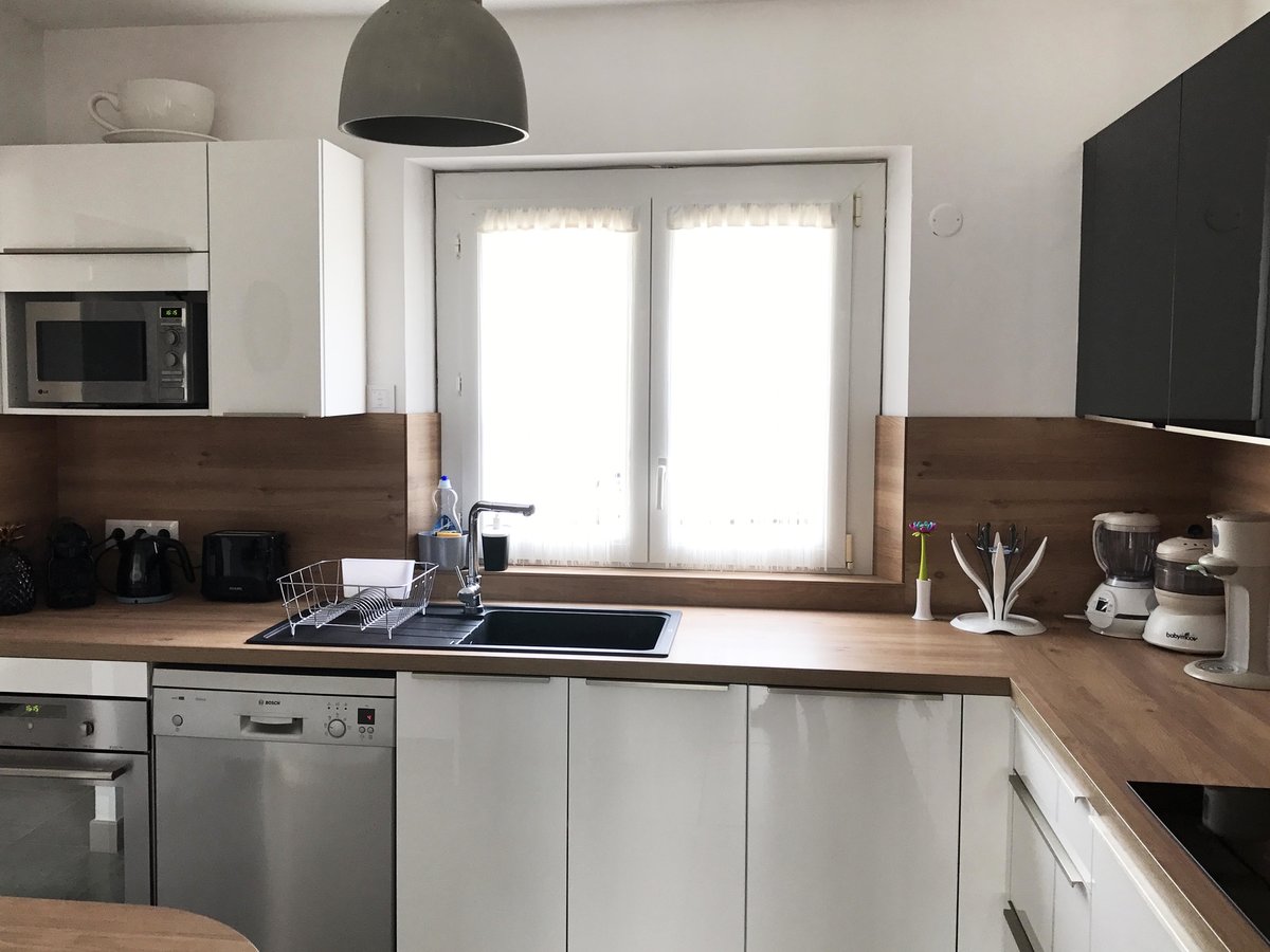 Cuisine avant-après sur mesure Petilla + Anthracite majestic brillant