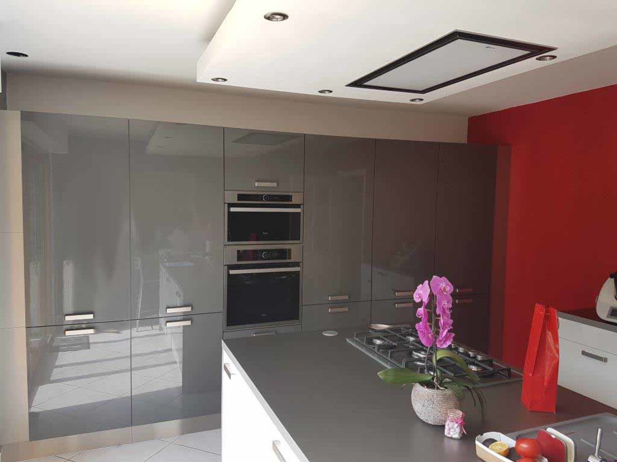 Rénovation cuisine sur mesure Light + Anthracite Majestic Brillant