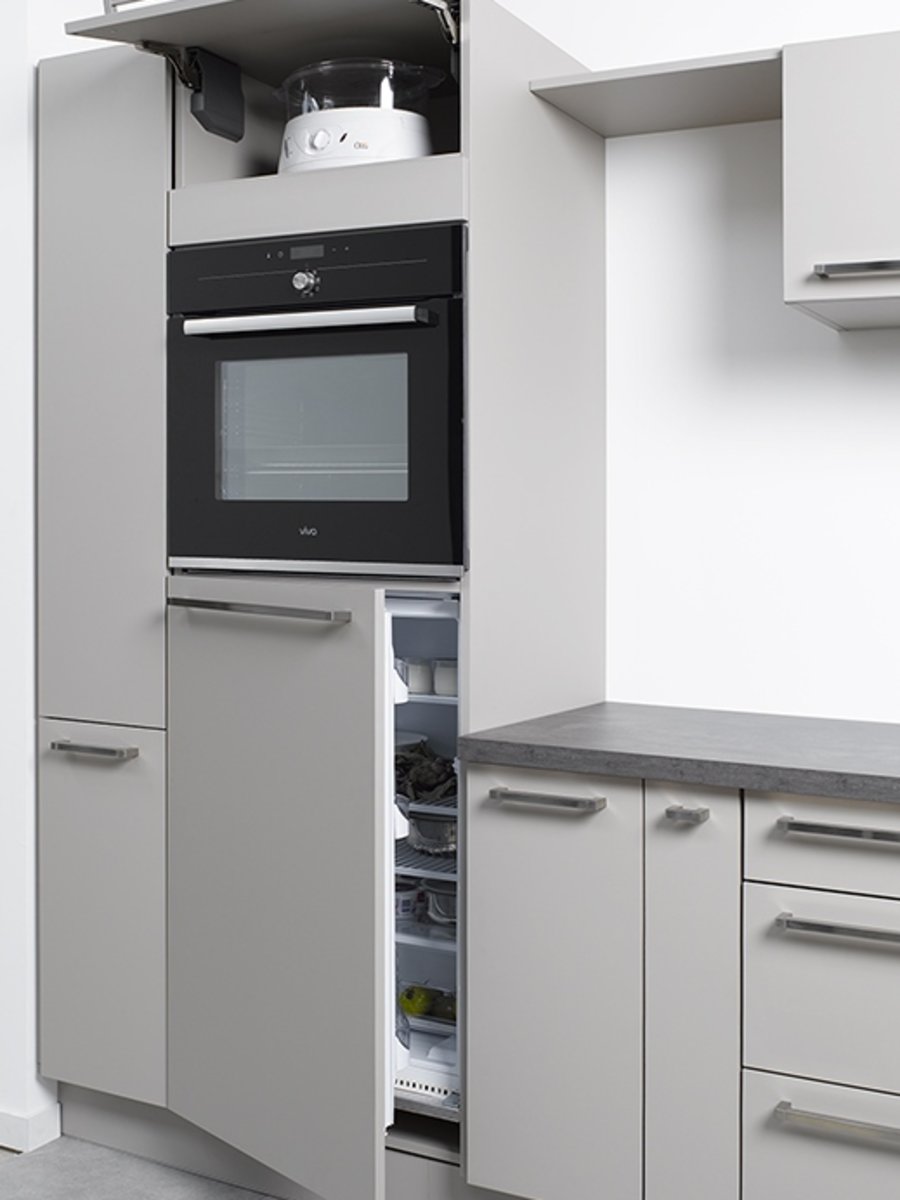 Armoire four réfrigérateur Cuisinella.