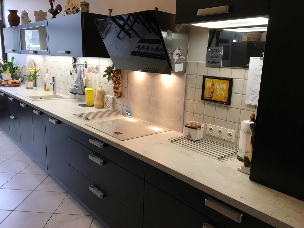 Cuisine avant-après sur mesure Velvet Noir Soft