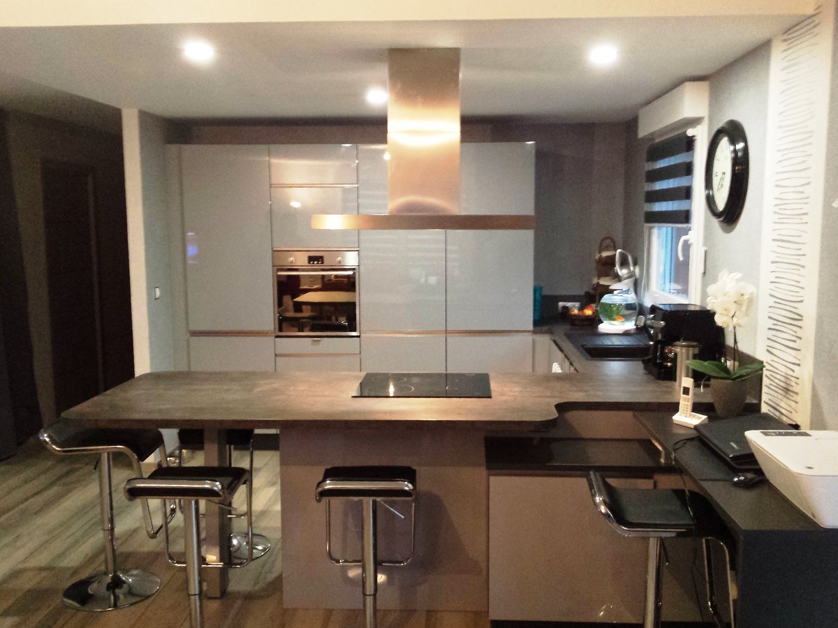 Rénovation cuisine sur mesure Light + Gris Clair Majestic Brillant