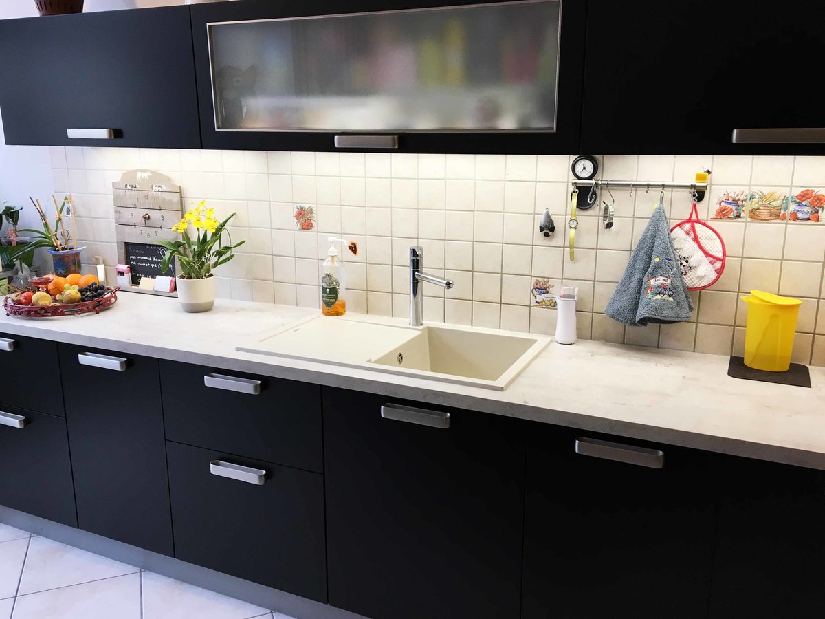 Cuisine avant-après sur mesure Velvet Noir Soft