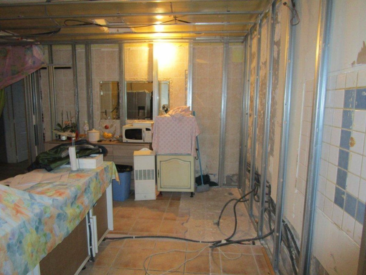 Cuisine avant-après sur mesure Petilla + Anthracite majestic brillant