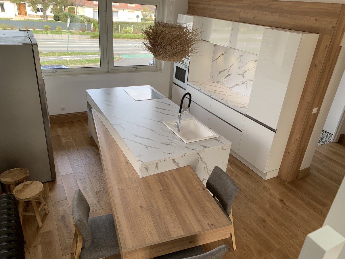 Cuisine équipée sur mesure Light Jet Blanc Brillant