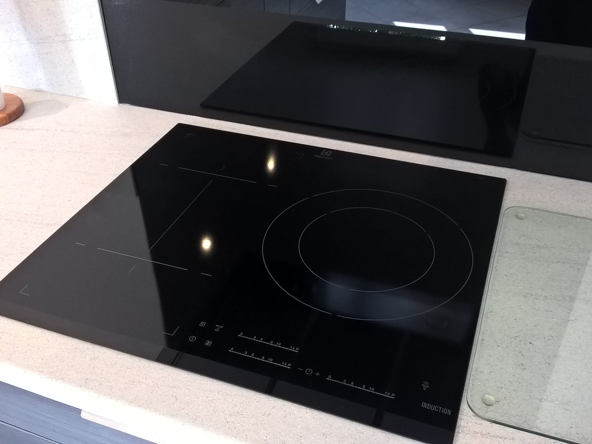 Cuisine avant-après sur mesure Trend + Chêne vieilli