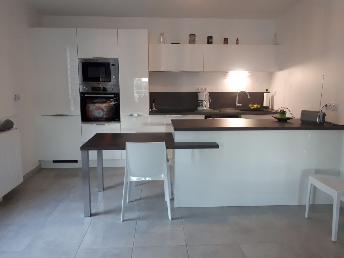 Cuisine équipée sur mesure Light Blanc Brillant