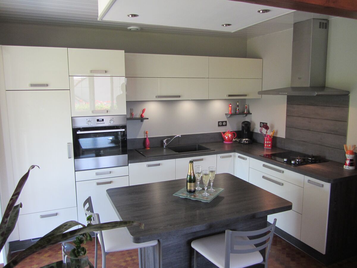 Cuisine équipée sur mesure Light Blanc brillant