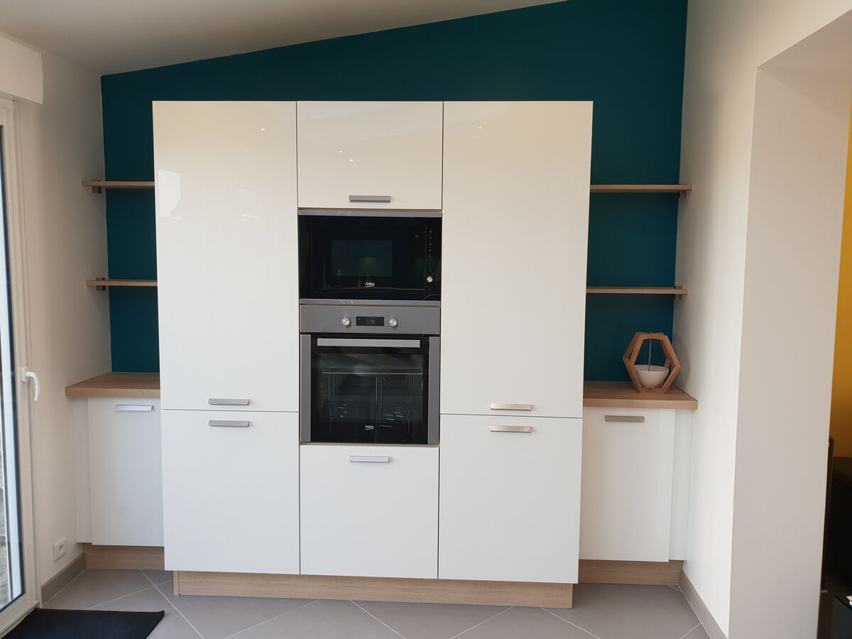 Rénovation cuisine équipée sur mesure Light Blanc brillant