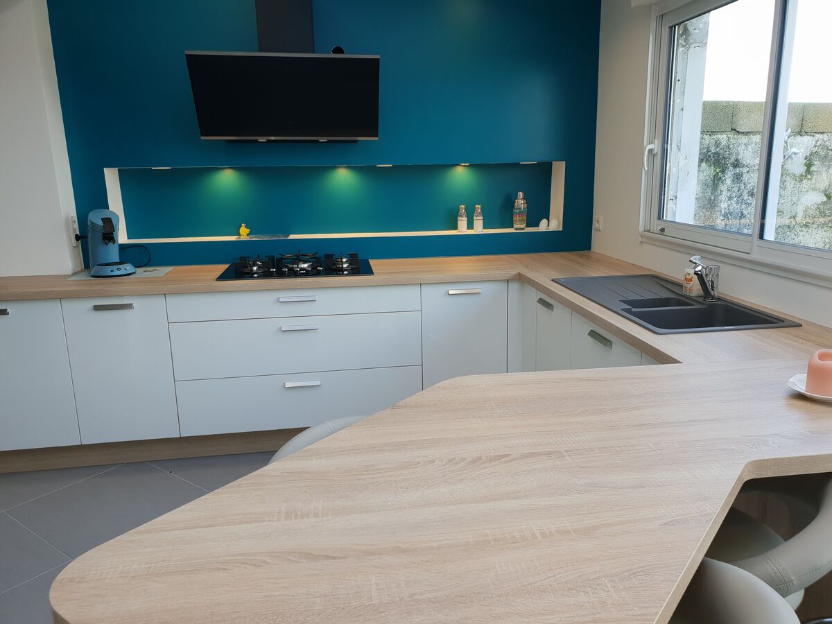 Cuisine avant-après sur mesure Light Blanc brillant