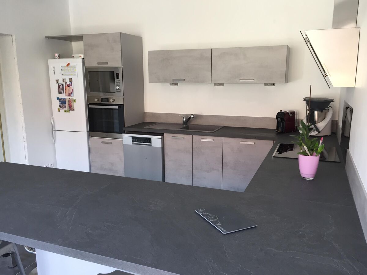 Rénovation cuisine équipée sur mesure Label Béton Clair