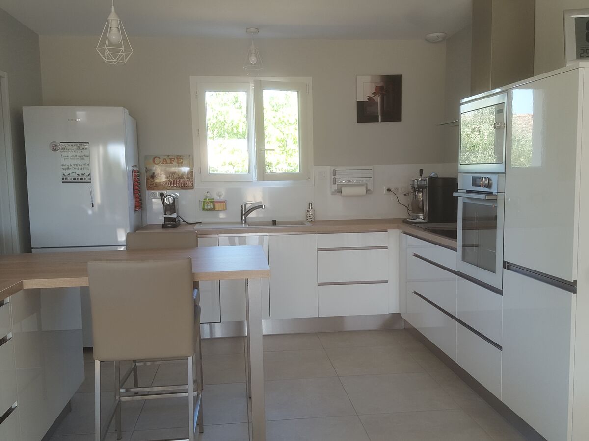 Cuisine équipée sur mesure Light Jet Blanc Brillant