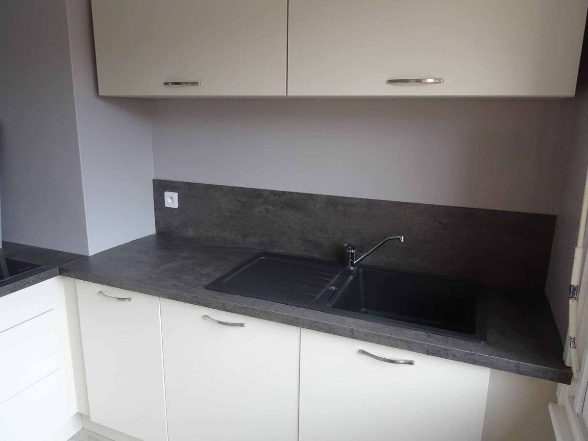 Cuisine avant-après sur mesure Trend Pannacotta mat