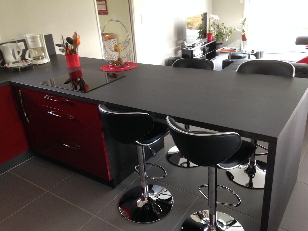 Rénovation cuisine sur mesure Light + Rouge Majestic Brillant
