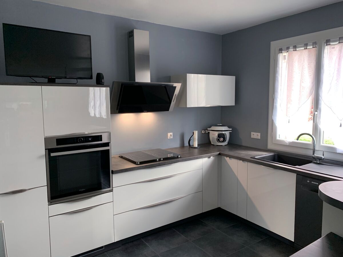 Cuisine avant-après sur mesure Light Blanc brillant