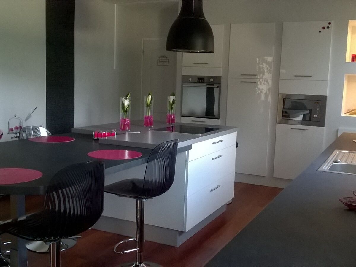 Cuisine avant-après sur mesure Light Blanc brillant