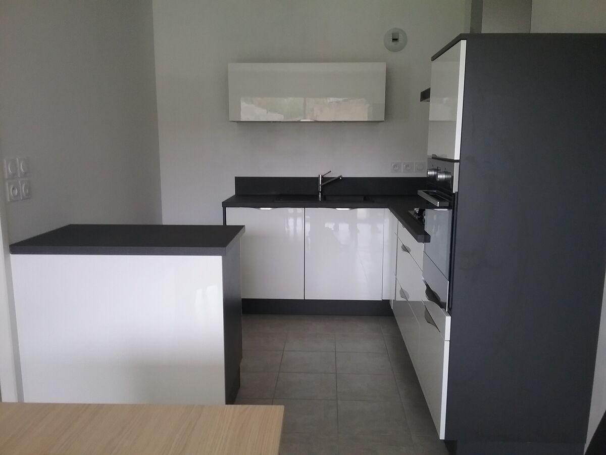 Rénovation cuisine équipée sur mesure Light Blanc Brillant