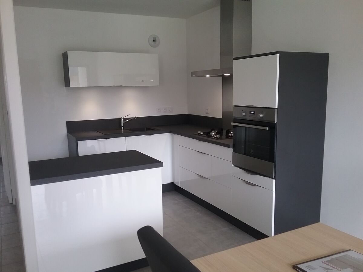 Cuisine avant-après sur mesure Light Blanc Brillant