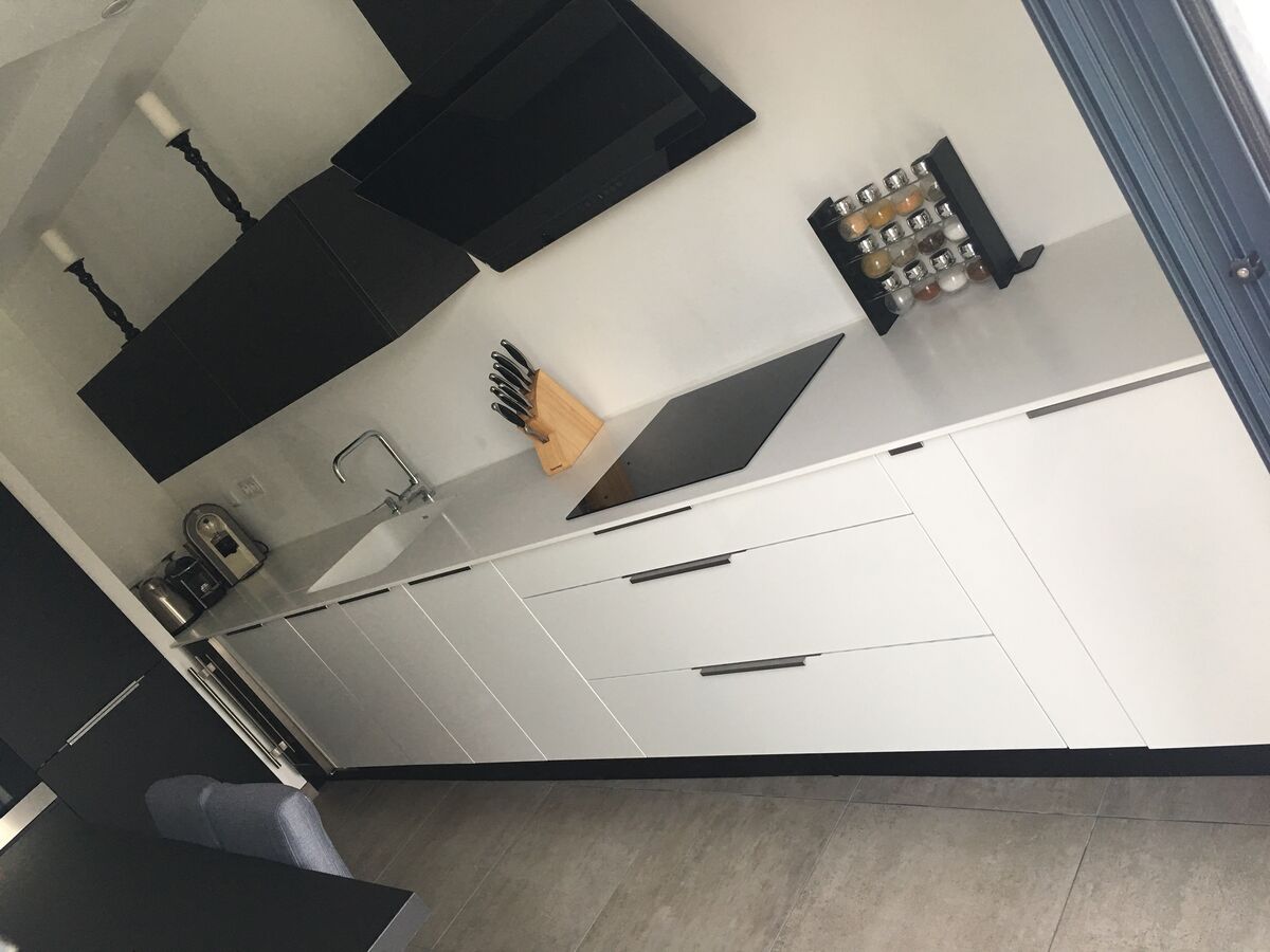 Cuisine équipée sur mesure Light Blanc Brillant