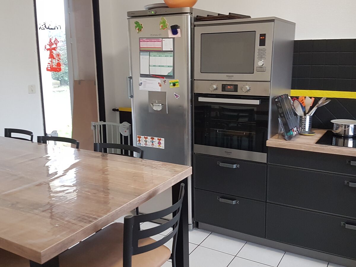 Rénovation cuisine équipée sur mesure Square Laqué métal