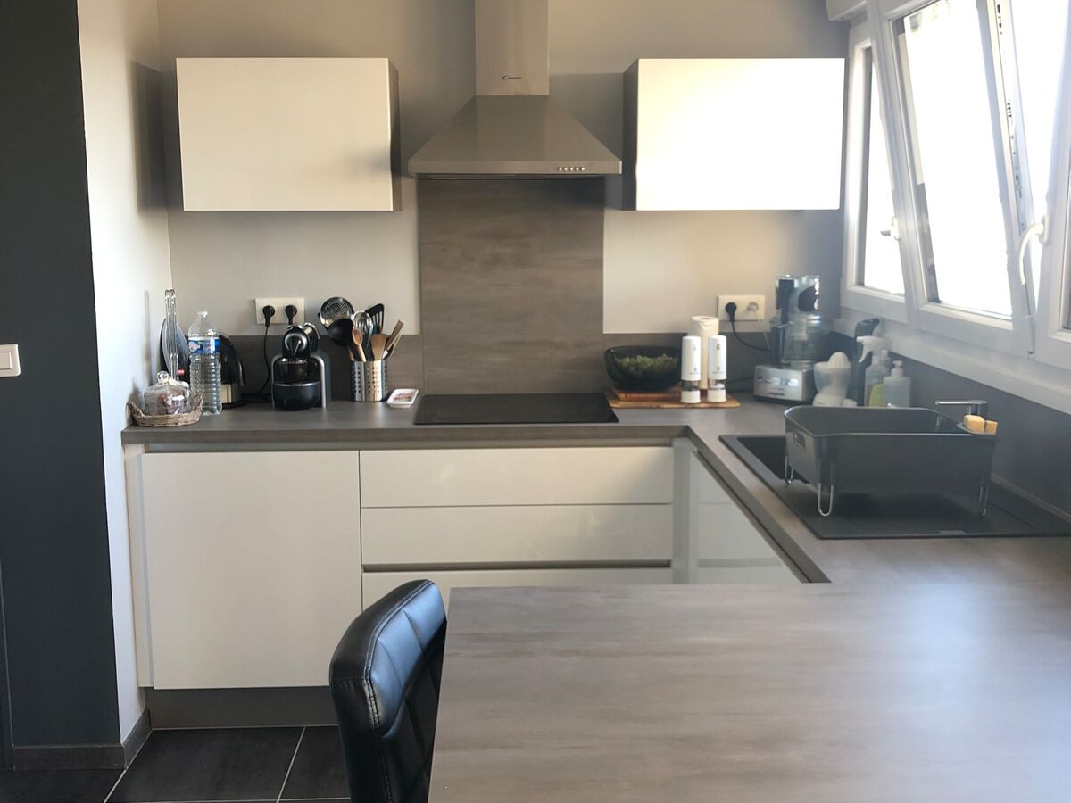 Cuisine équipée sur mesure Light Blanc Brillant