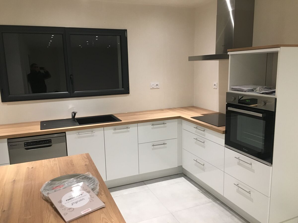 Rénovation cuisine équipée sur mesure Light Blanc Brillant