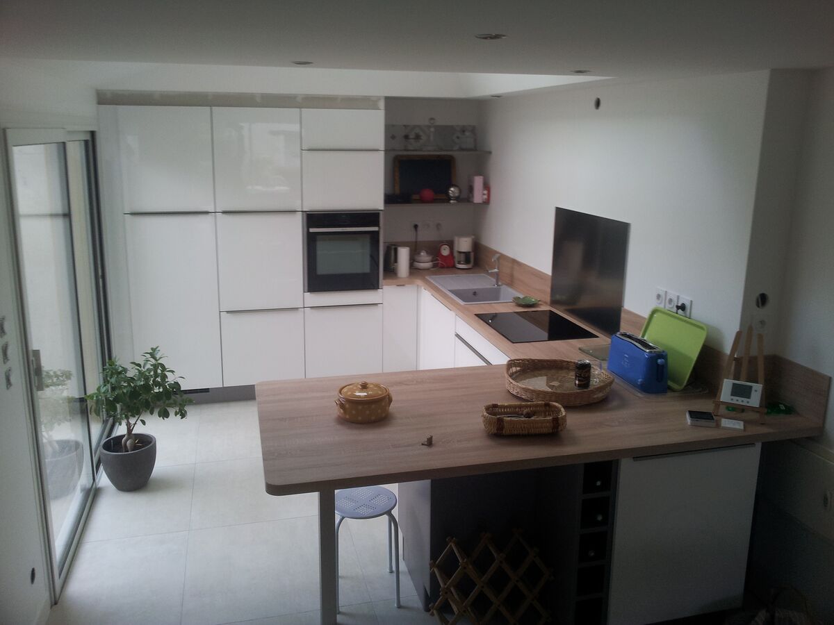 Cuisine équipée sur mesure Light Blanc brillant