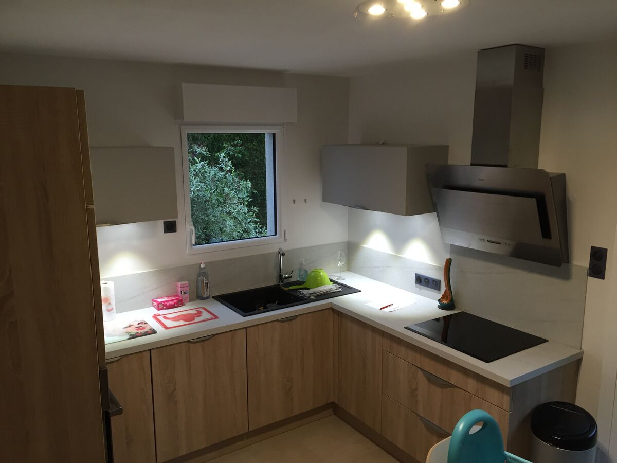 Rénovation cuisine sur mesure Trend + Chêne timber et Trend + Mistigris