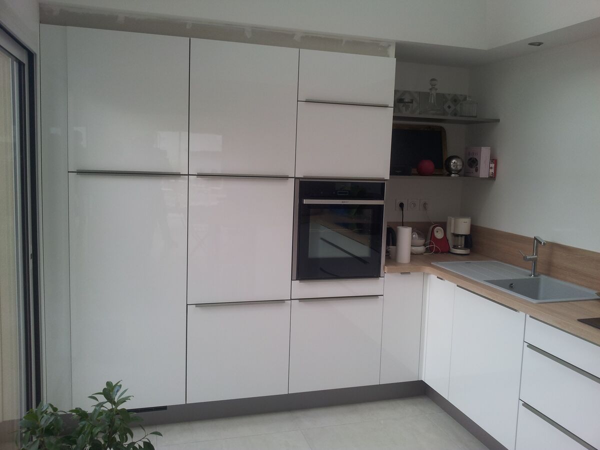 Cuisine avant-après sur mesure Light Blanc brillant