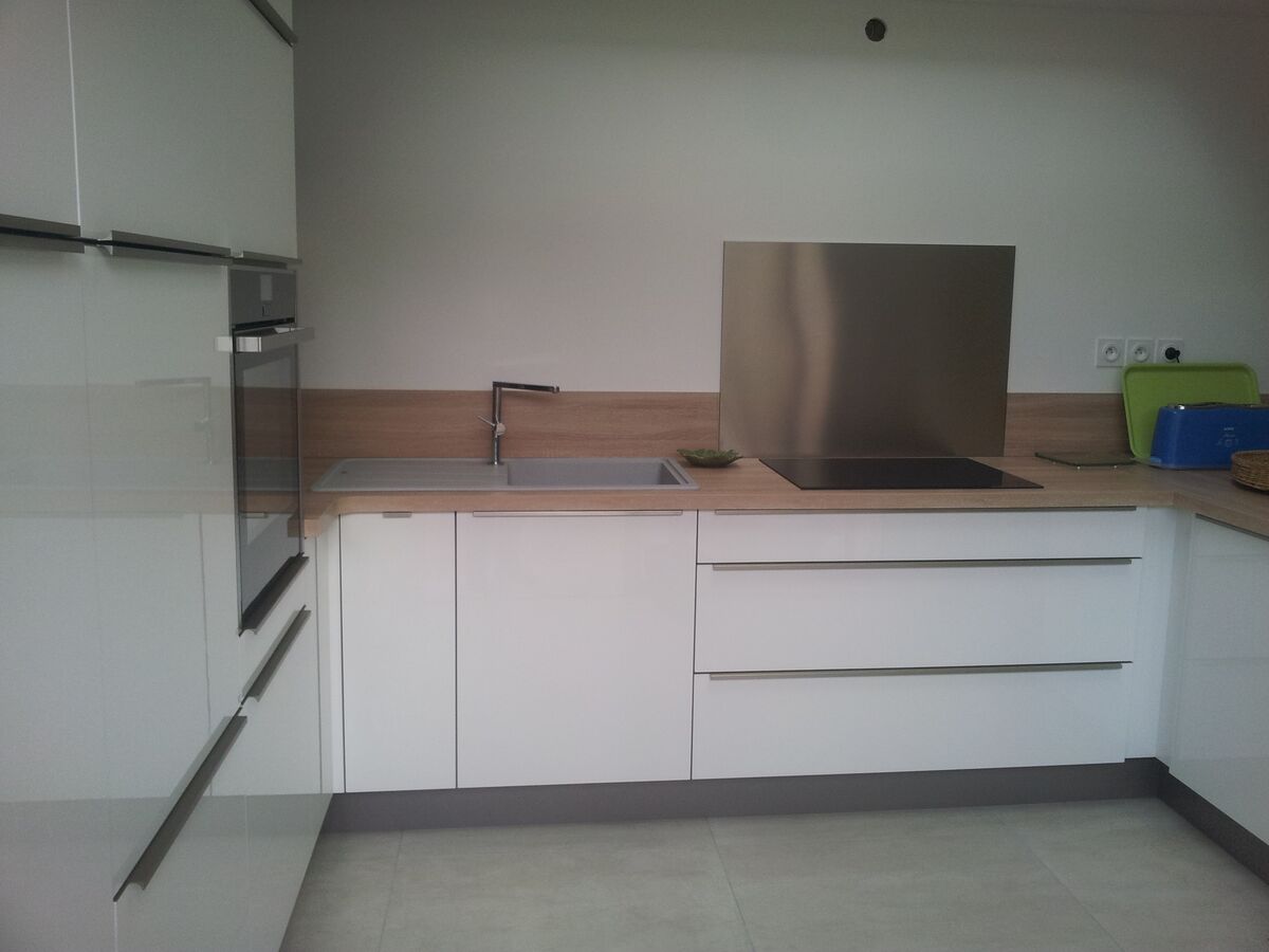 Cuisine avant-après sur mesure Light Blanc brillant