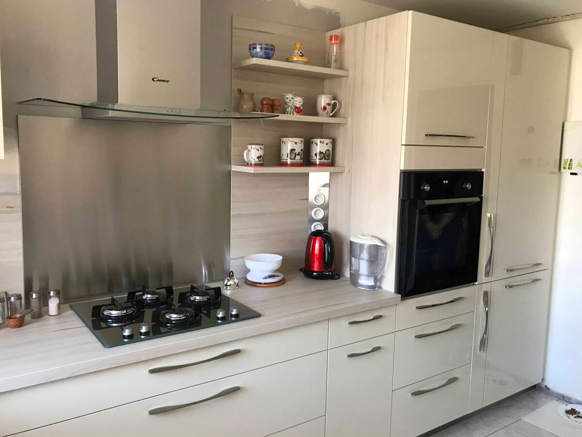 Rénovation cuisine sur mesure Light + Pannacotta Majestic brillant