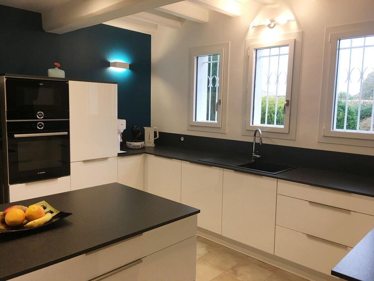 Rénovation cuisine équipée sur mesure Light Blanc Brillant