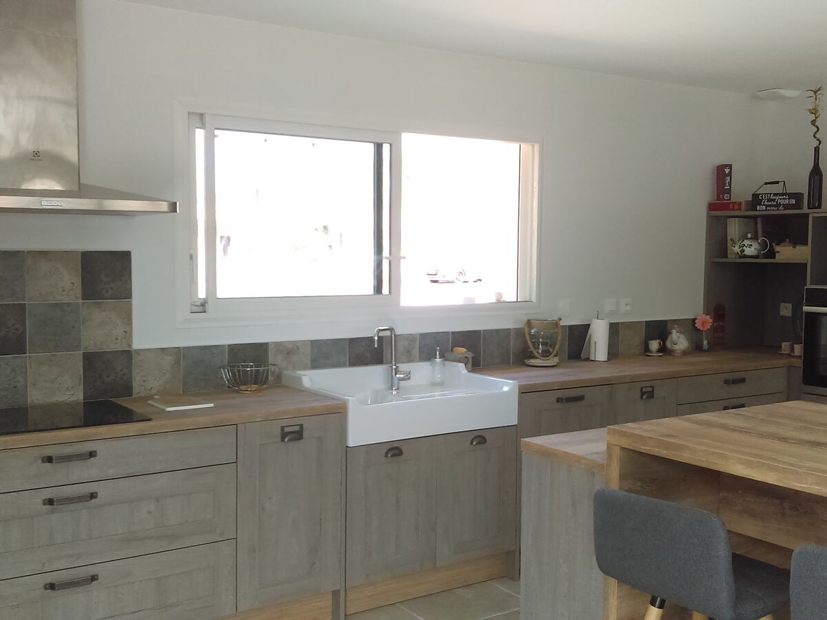 Rénovation cuisine équipée sur mesure Label Cube Chêne Sable Synchrone