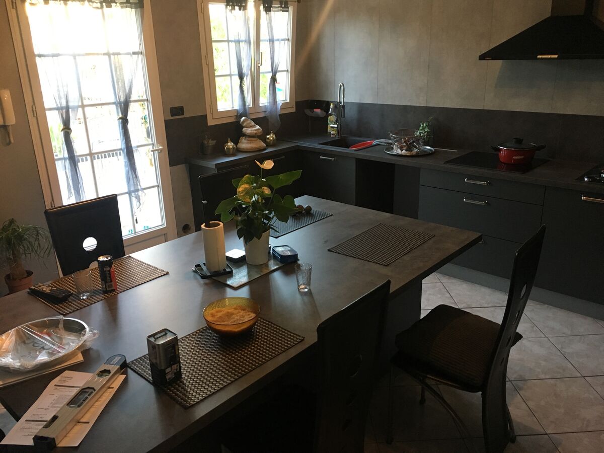 Rénovation cuisine équipée sur mesure Label Métal Brossé