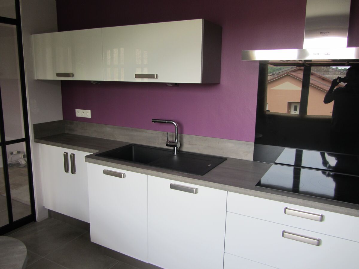 Cuisine avant-après sur mesure Light Blanc brillant