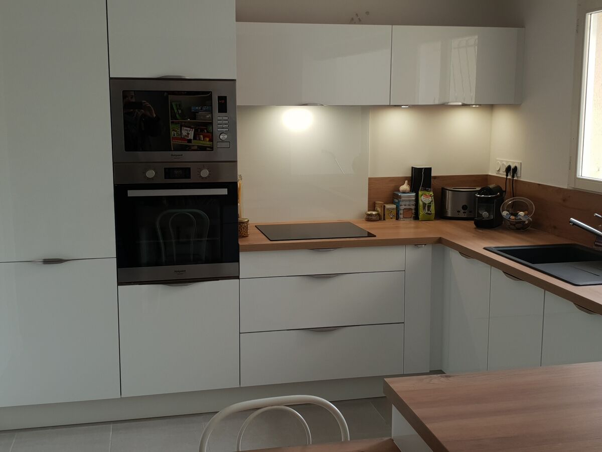 Cuisine équipée sur mesure Light Blanc Brillant