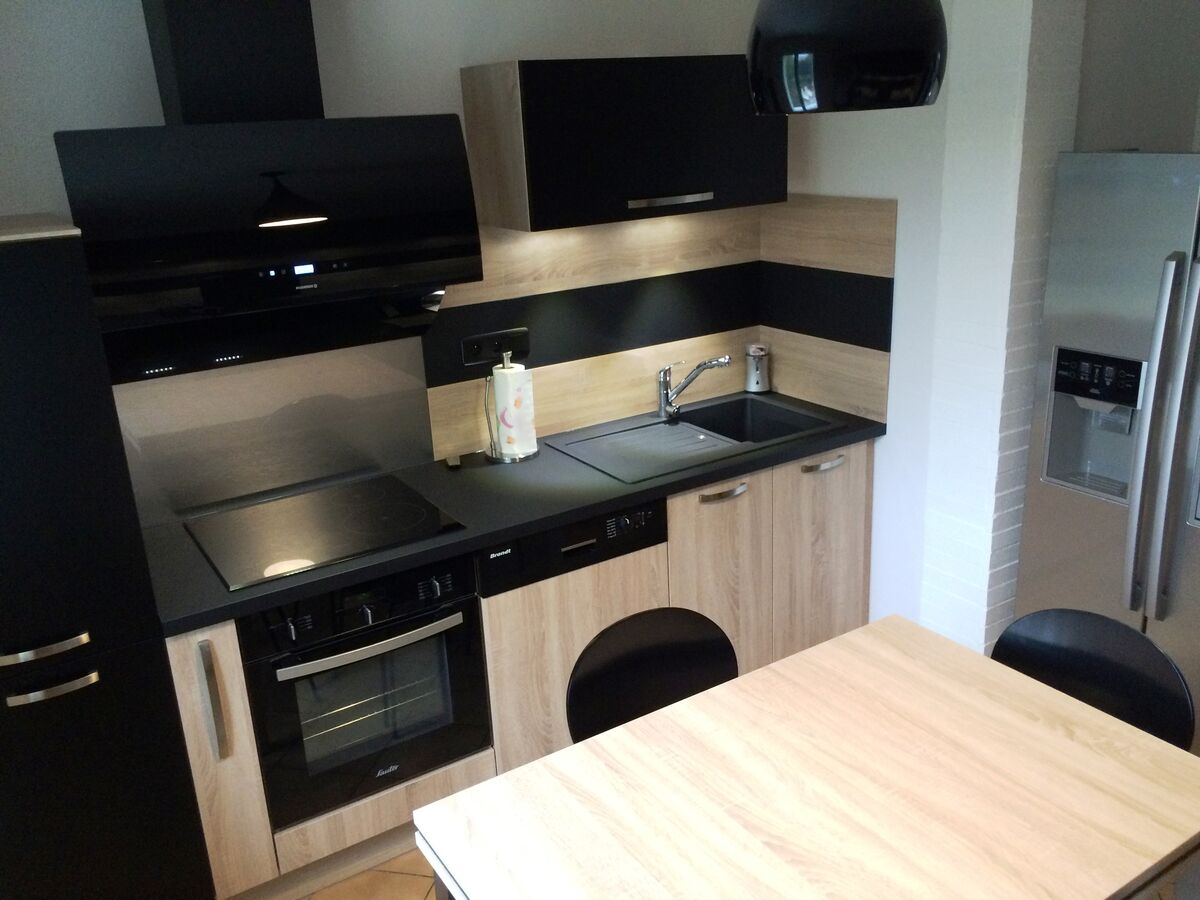 Cuisine équipée sur mesure Velvet Noir Soft et Trend + Chêne timber