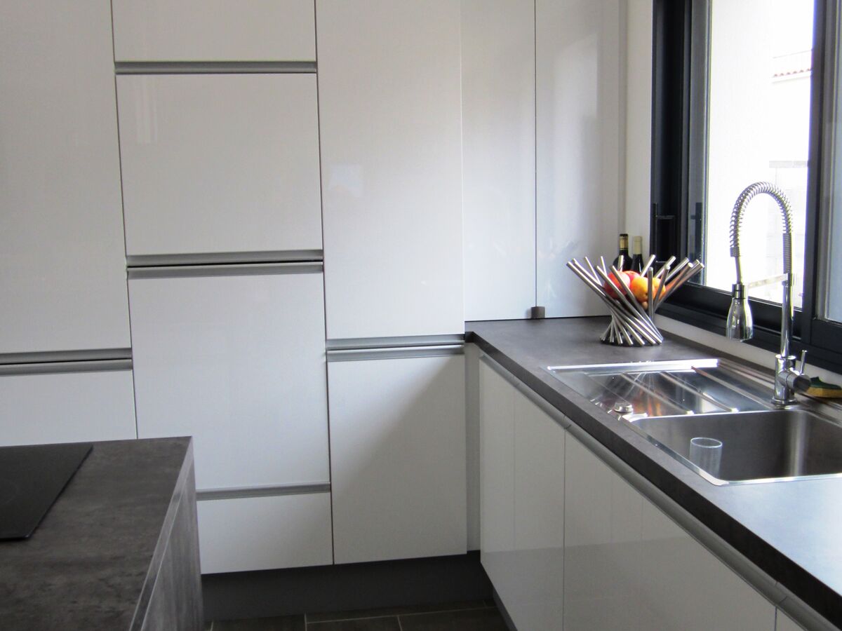 Cuisine avant-après sur mesure Light Blanc brillant