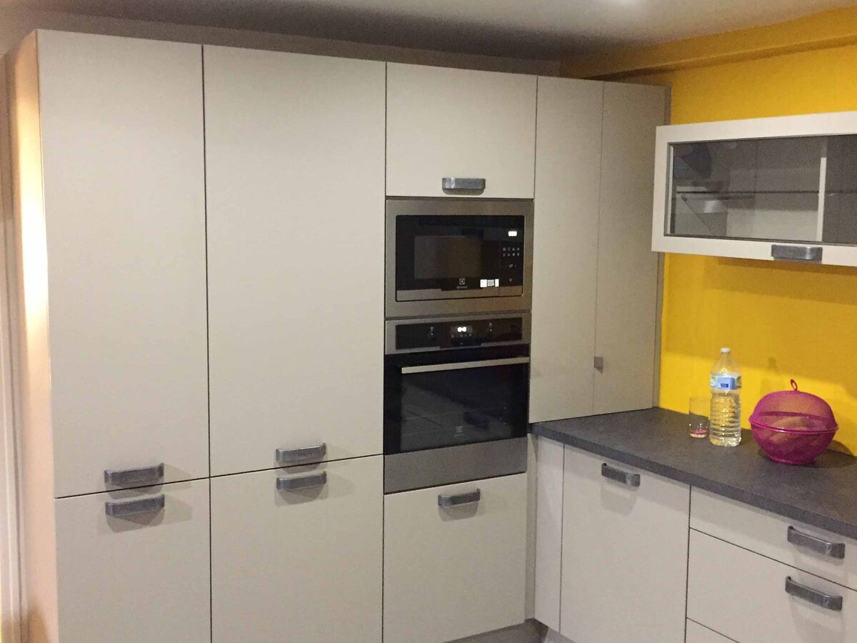 Cuisine équipée sur mesure Trend + Taupe mat