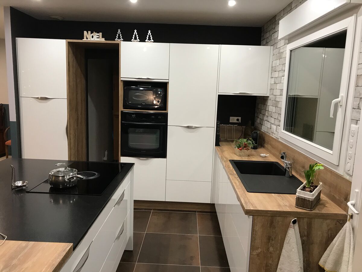 Rénovation cuisine équipée sur mesure LIGHT Blanc Brillant