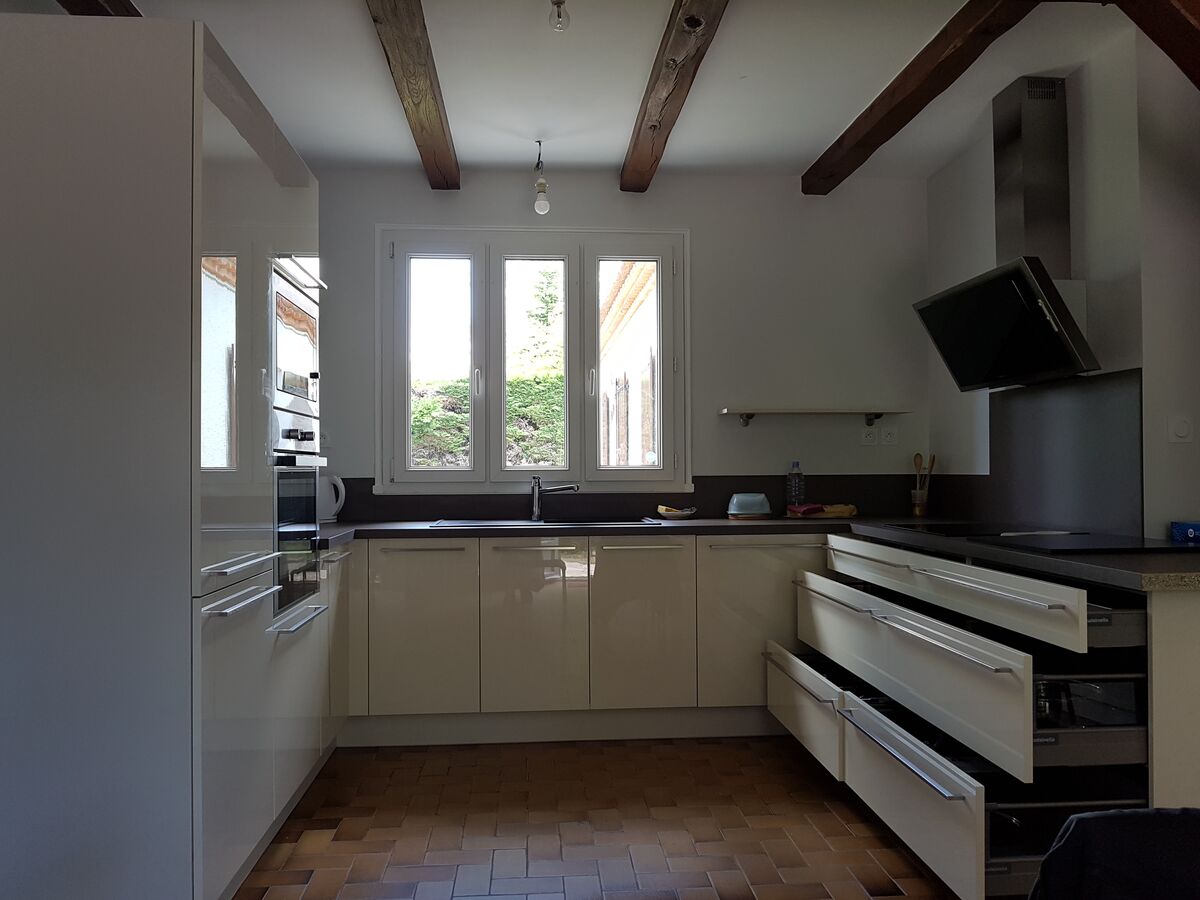 Rénovation cuisine sur mesure Light + Pannacotta Majestic brillant