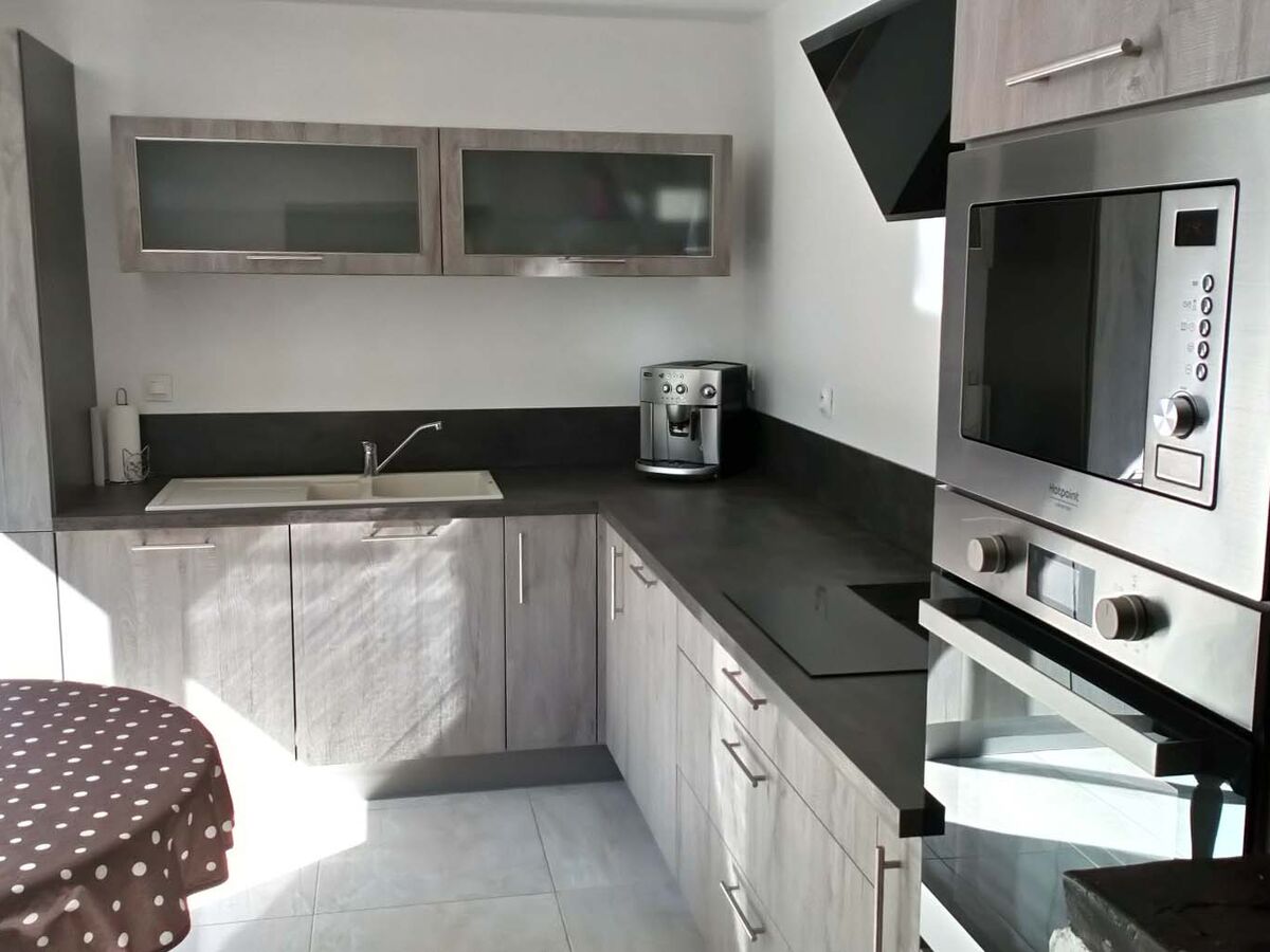 Cuisine avant-après sur mesure Label Chene Sable Synchrone