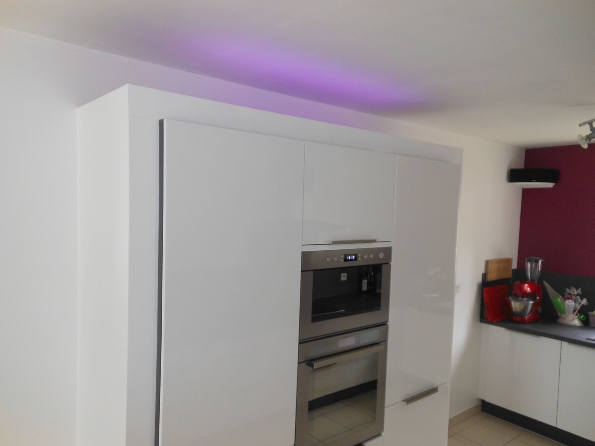 Cuisine avant-après sur mesure Light Blanc brillant