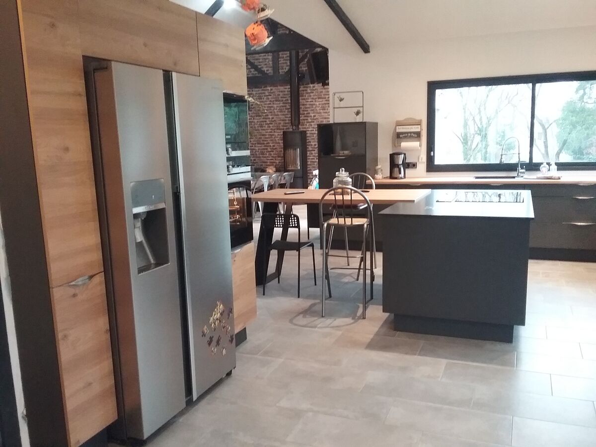 Rénovation cuisine équipée sur mesure Label Metal Brossé et Trend Chêne Honey