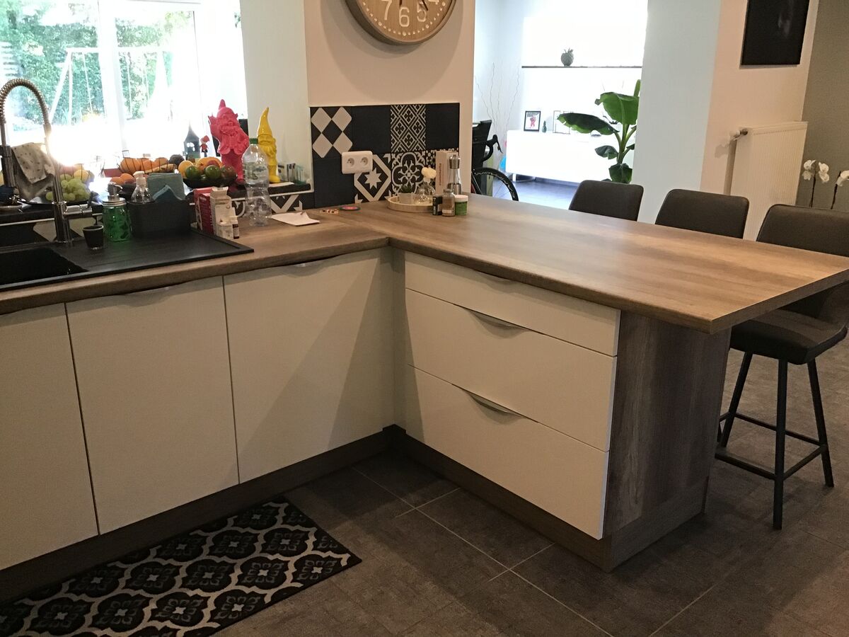 Cuisine avant-après sur mesure Light Blanc Brillant